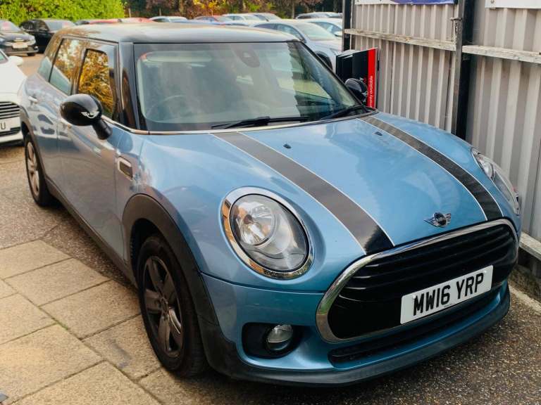MINI Clubman 1.5 Cooper Euro 6 (s/s) 6dr Petrol Manual