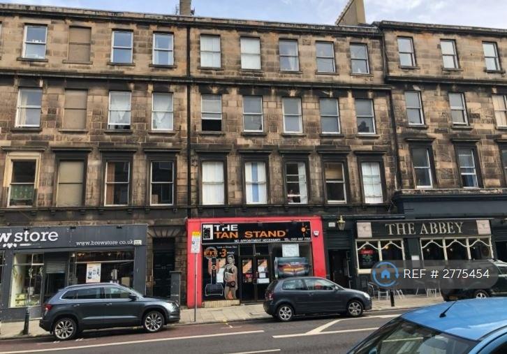 5 bedroom flat in South Clerk Street, Edinburgh, EH8 (5 bed) (#2775454)