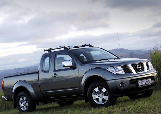 2006-2009 NISSAN NAVARA D40 2.5 DCi YD25 AVENTURA IN GREY BREAKING VEH