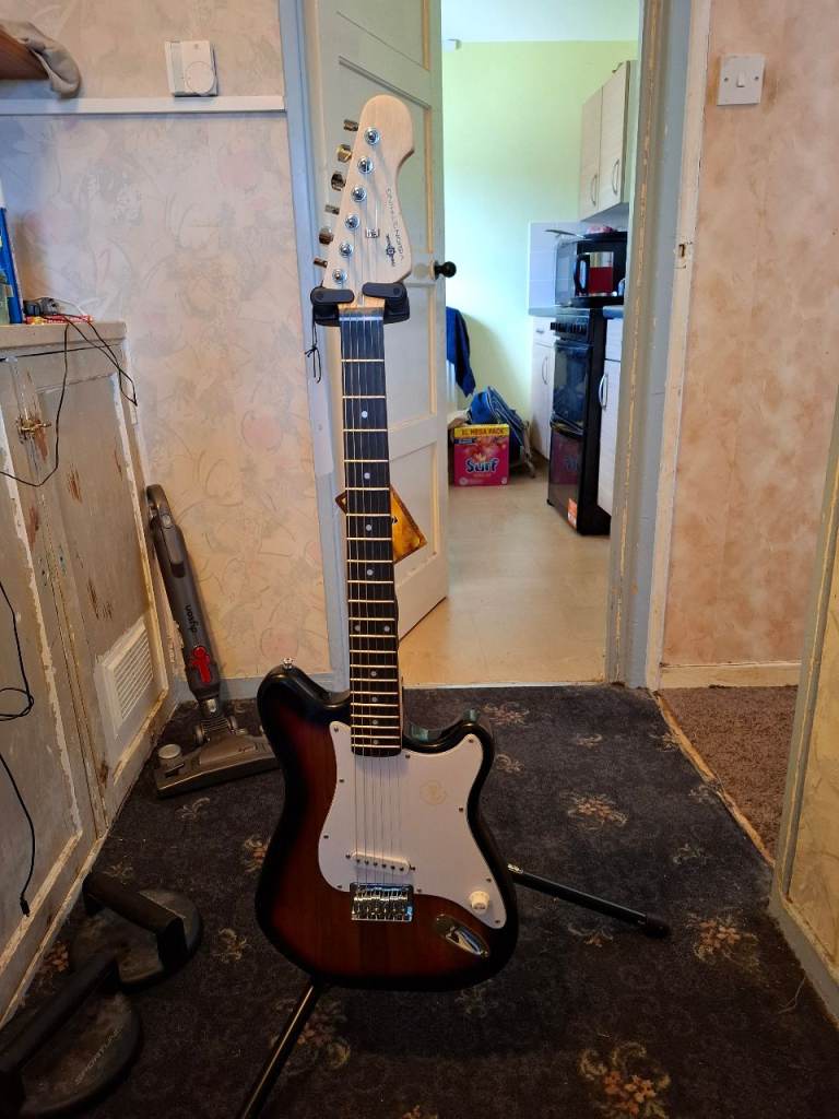 Electric guitar