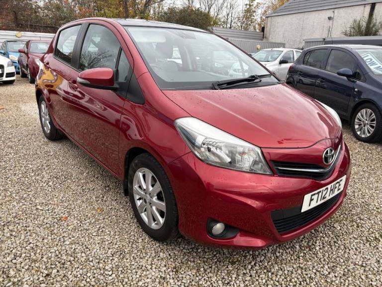 2012 Toyota Yaris 1.33 Dual VVT-i T Spirit Hatchback 5dr Petrol Multidrive S Euro 5 (101 ps) Hatc...
