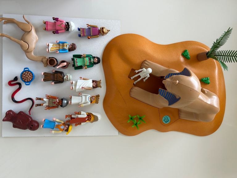 Playmobil Sphinx and associated characters
