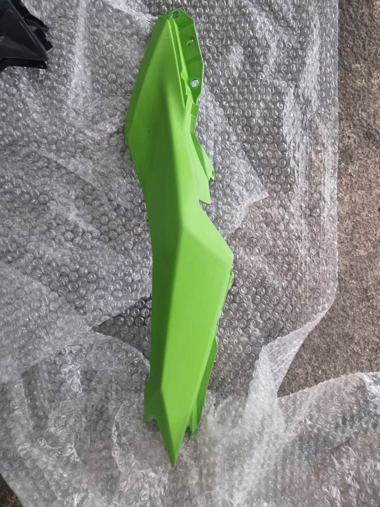 Kawasaki Ninja 300 Fairings