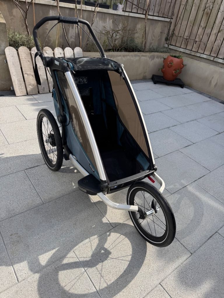 Thule chariot cross 1 running pram bike trailer 