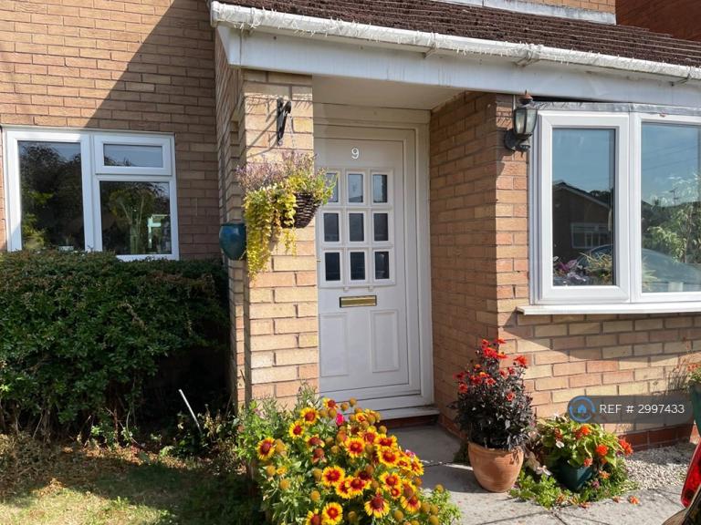 1 bedroom in Hurlbote Close, Wilmslow, SK9 (#2997433)