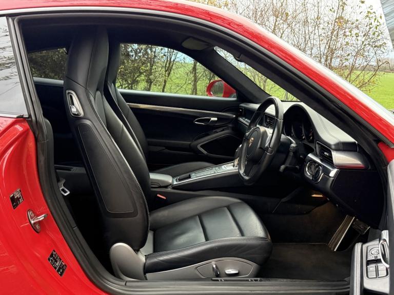 PORSCHE 911 3.4 991 Carrera 2013