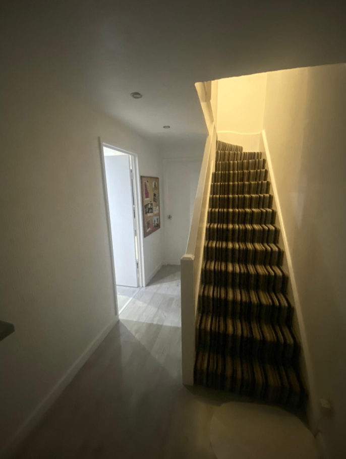 ENSUITE Double room to rent near the station in South Ockendon