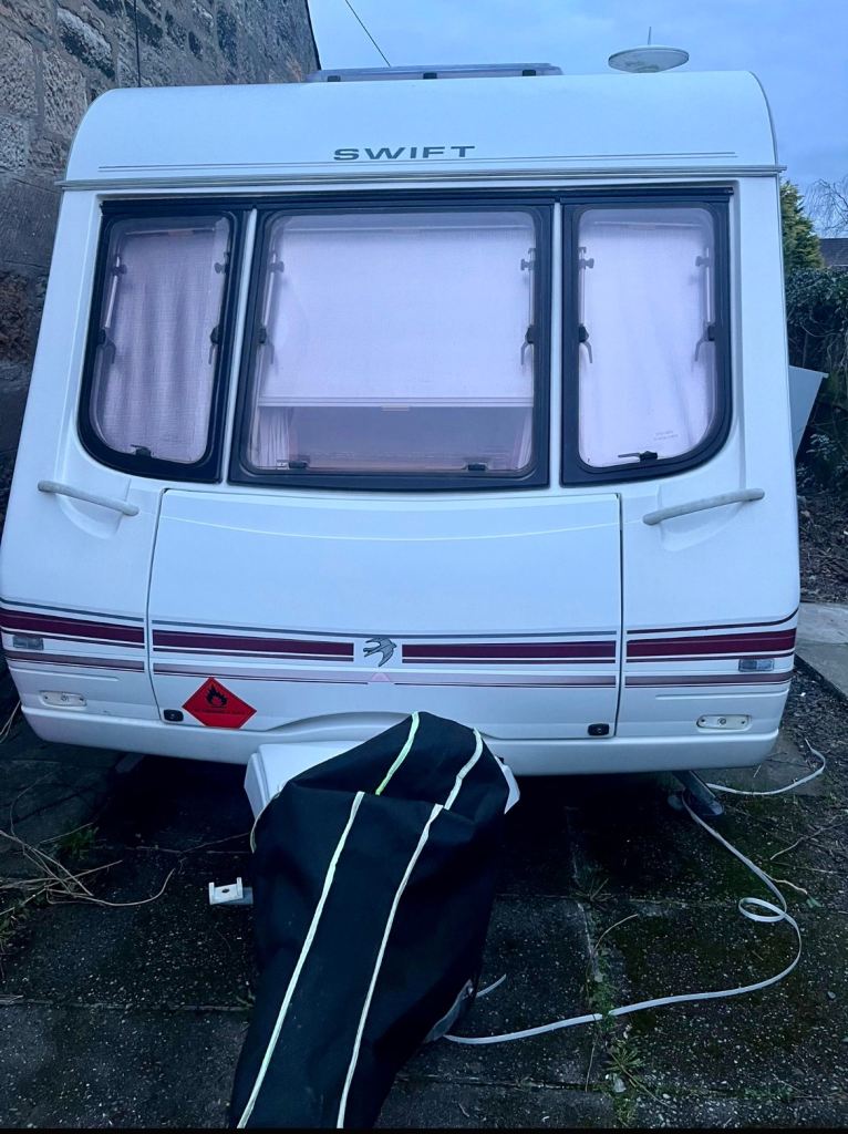 Swift Challenger Caravan