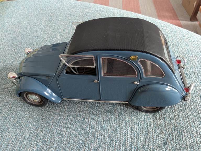 Citroen 2CV model for sale
