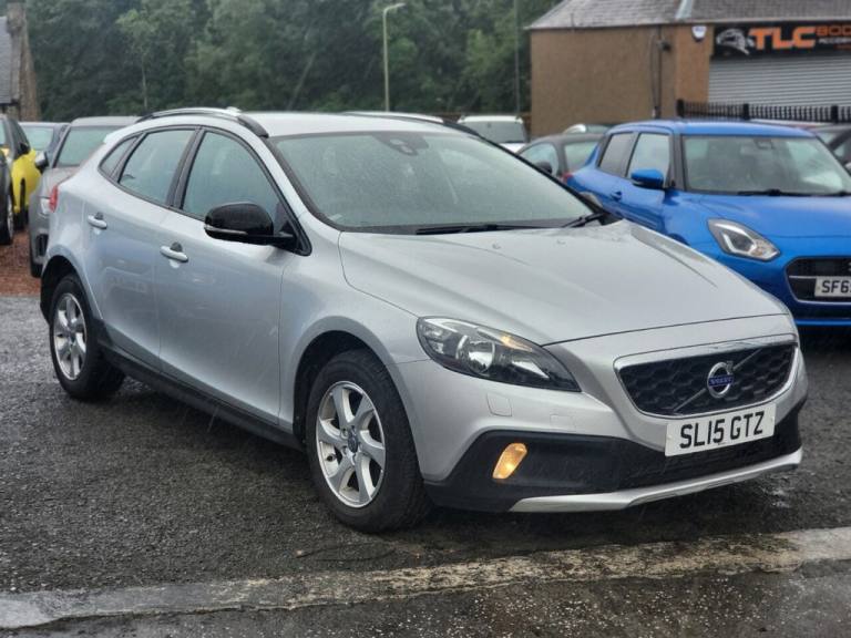 2015 Volvo V40 1.6 D2 CROSS COUNTRY SE 5d 113 BHP Hatchback Diesel Manual