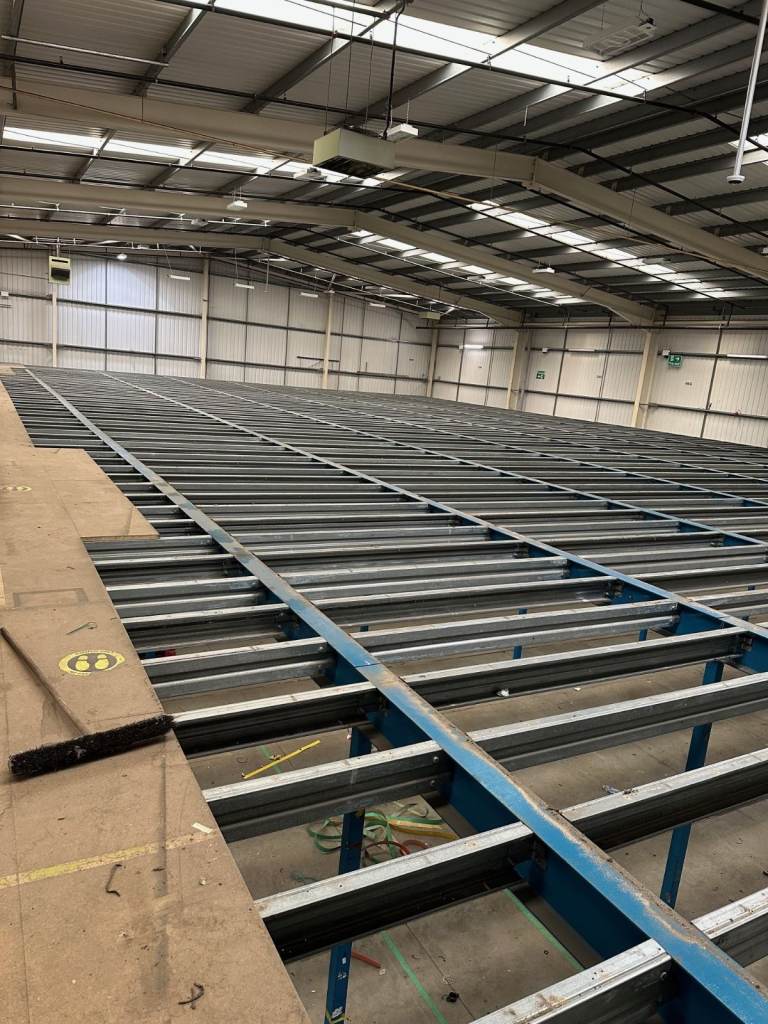 All mezzanine floors wanted cash paid  ( storage , pallet racking )