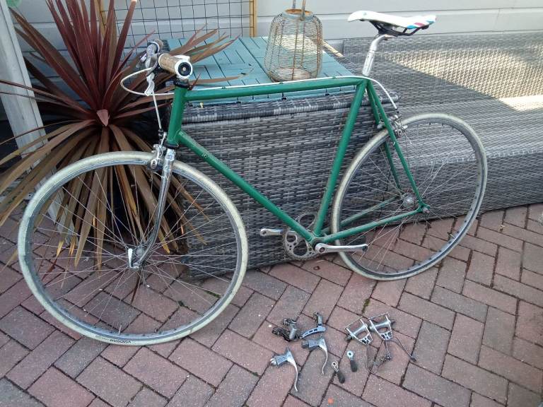 Vintage 1980s Peugeot Mont Cenis for restoration or parts