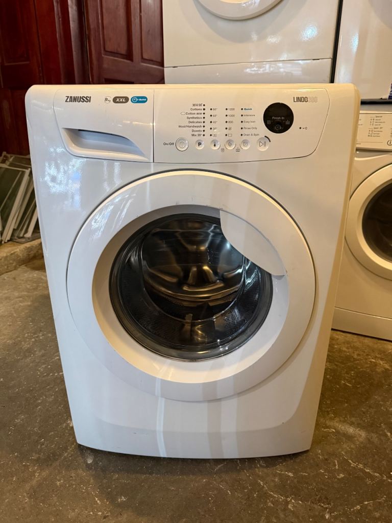 Zanussi LINDO 300 Digital White Freestanding Washing Machine With Free Delivery 🚚 