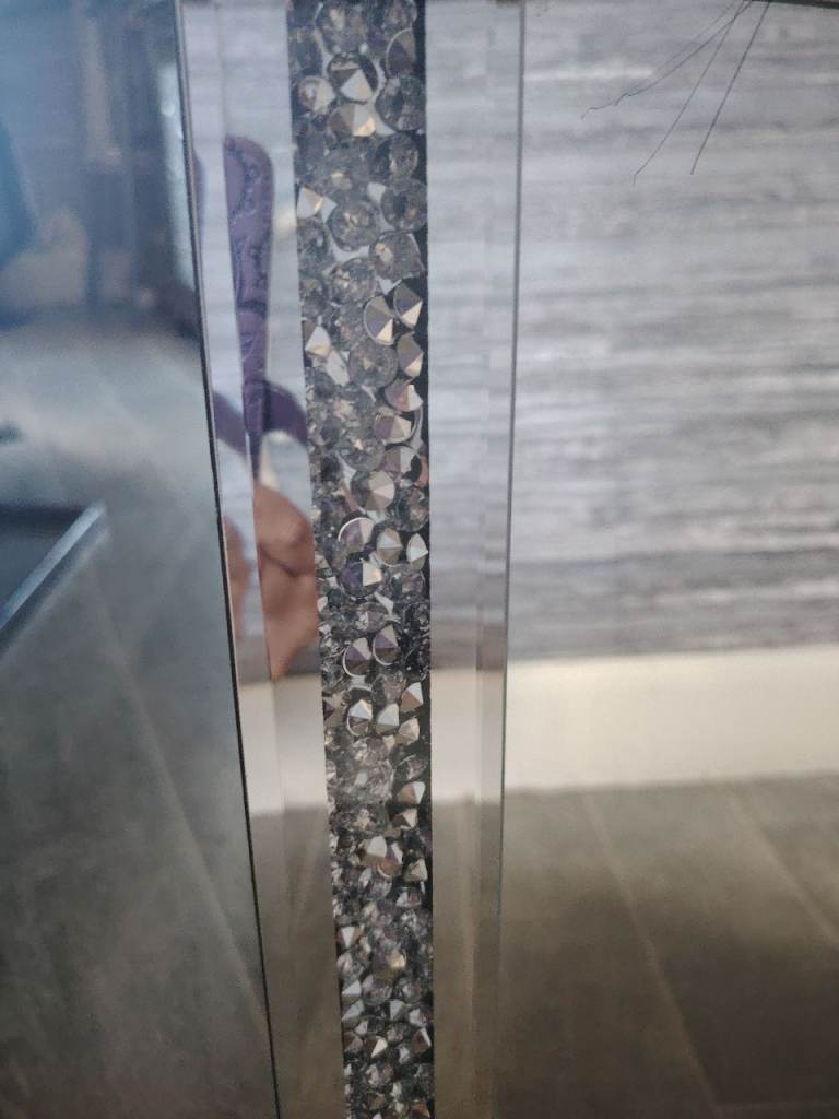 Diamond crush mirror 
