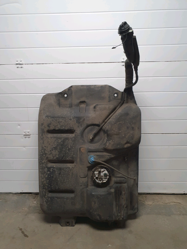 Vauxhall Vivaro 2.0 cdti complete fuel tank