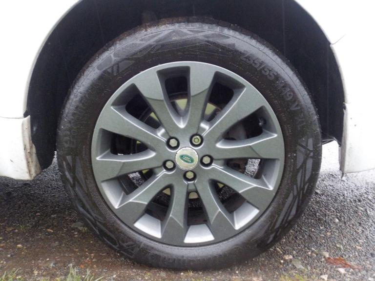 2013 Land Rover Freelander 2.2 SD4 Dynamic 5dr Auto ESTATE DIESEL Automatic