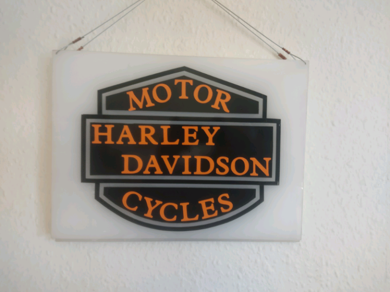 Harley Davidson sign 