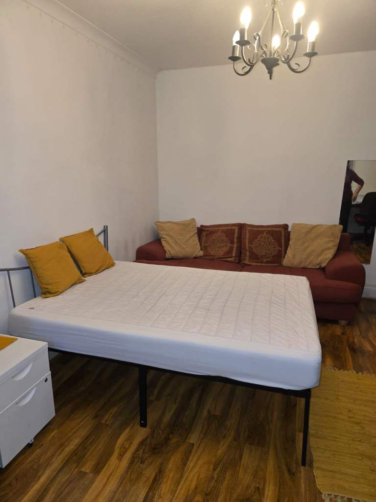 Double Room to Rent in Forty Lane, Wembley Park, HA9 - Rent includes all Bills