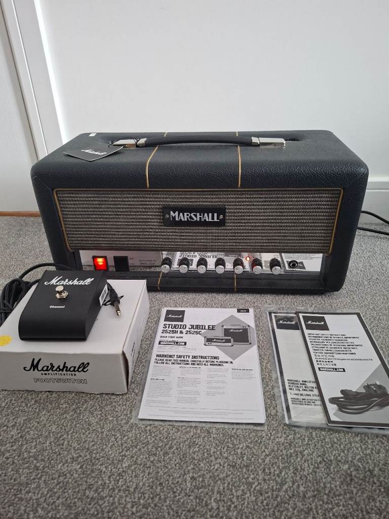 Marshall Studio 2525HD3 "Silver Jubilee" 20-Watt head. Limited Edition. Excellent condition.
