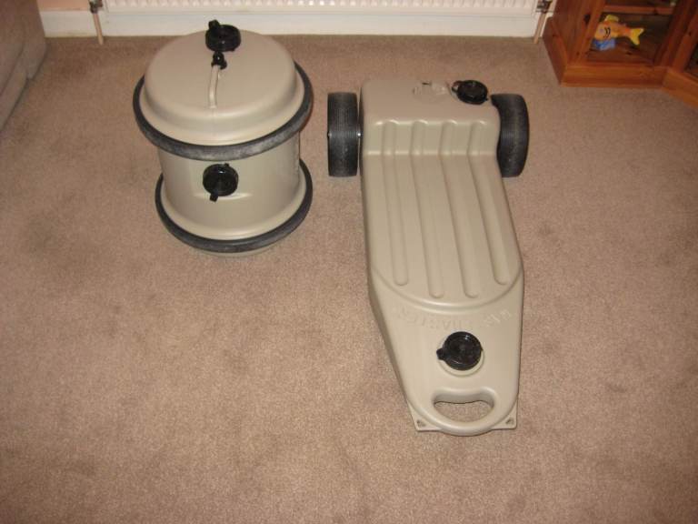 fresh and waste water carriers