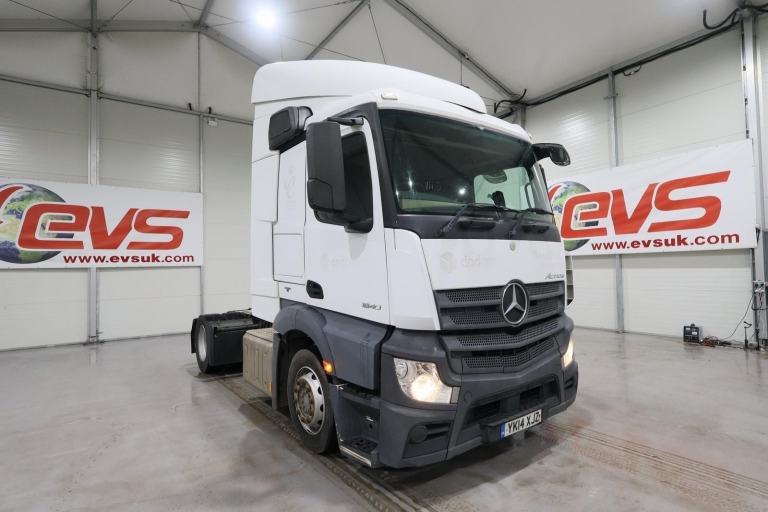 2014 (14 PLATE) Mercedes Benz Actros 1840 4x2 Euro 6 Tractor Units