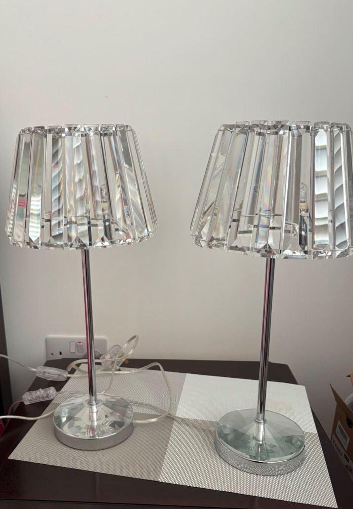 2 x Laura Ashley Crystal lamps. Immaculate condition and hardly used