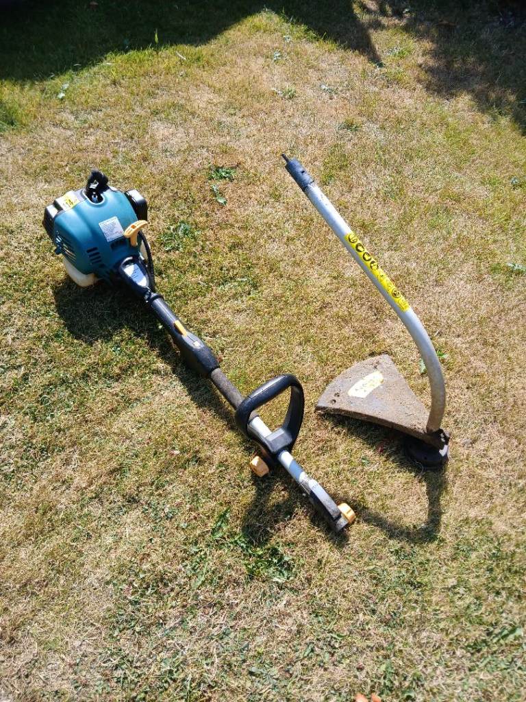 Petrol Strimmer 