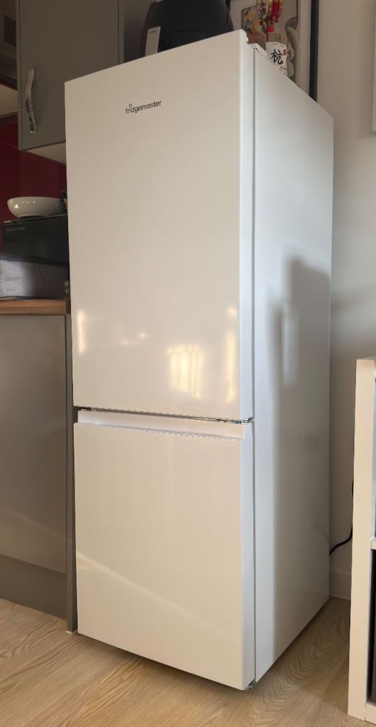Fridge Freezer Fridgemaster MC50175A