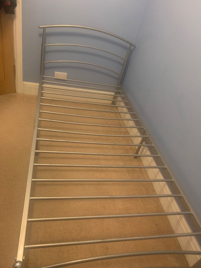 Single Metal Bed Frame
