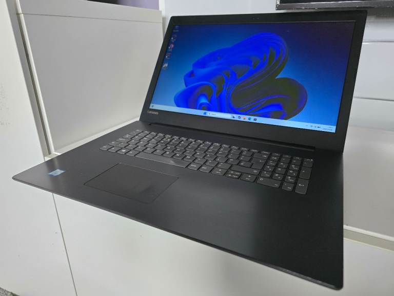 Lenovo Ideapad 320-17 17inch laptop Intel i3, 8GB Ram, Win 11