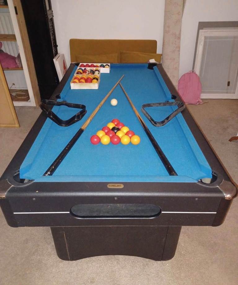 6ft pool table