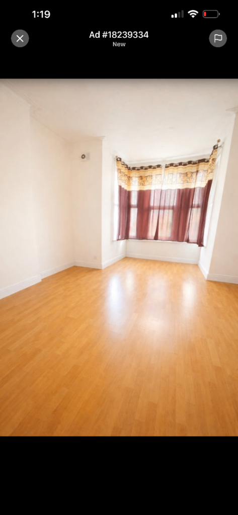 King size room available to rent