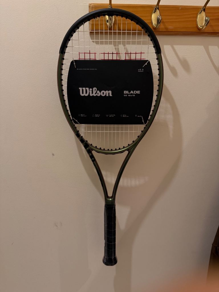 (Brand New) Wilson Blade 98 V8 16x19 G2