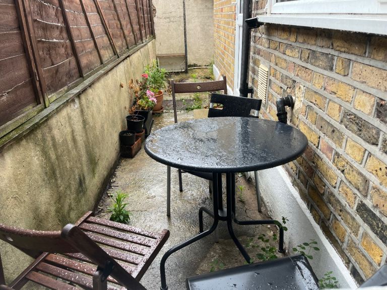 Garden table