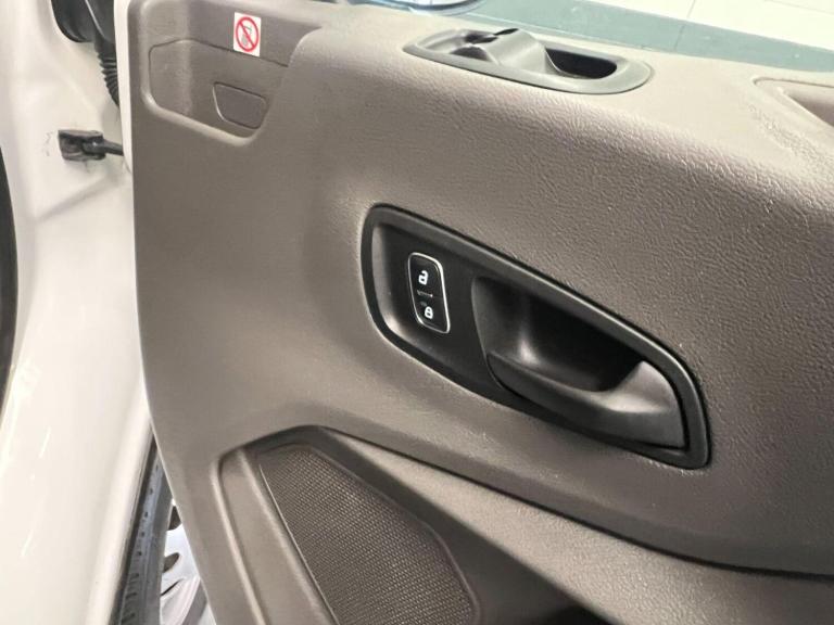 2022 Ford Transit 2.0 EcoBlue 130ps Double Cab Chassis CHASSIS CAB DIESEL Manual