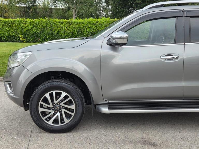 2016 Nissan Navara Double Cab Pick Up Tekna 2.3dCi 190 4WD PICK UP DIESEL Manual