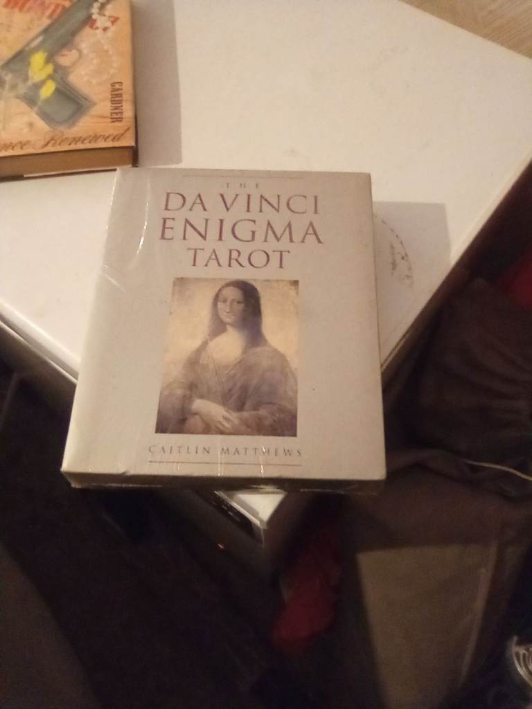 The Da Vinci Enigma Tarot cards.