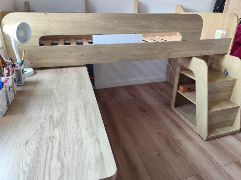 Bed frame/Habitat Ultimate Storage Mid Sleeper Bed Frame - Beech