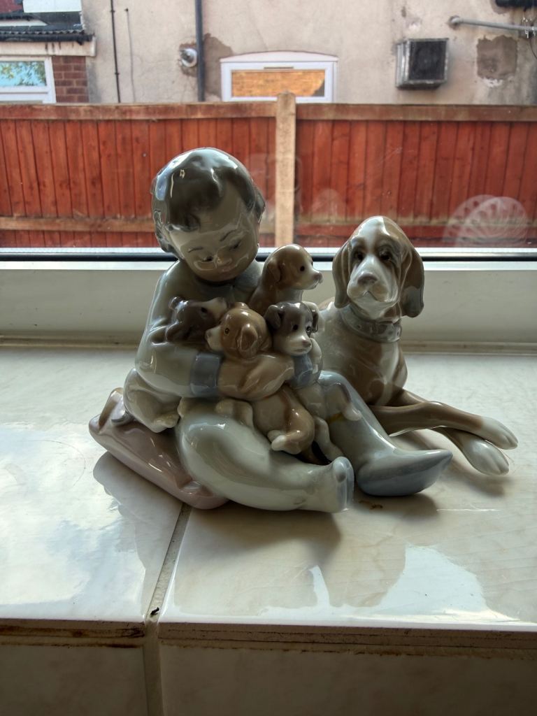 Lladro Porcelain Figurines – Good Condition