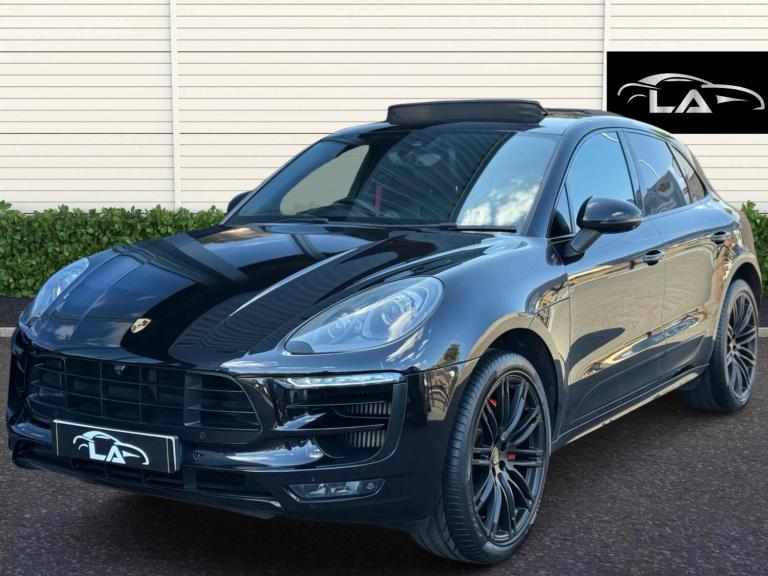 2017 66 PORSCHE MACAN GTS 3.0T V6 4WD PDK *PANORAMIC ROOF* *SPORT CHRONO*