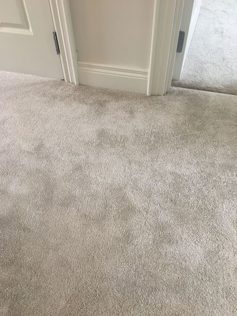 Grey/Beige Carpet Remnants – Good Condition