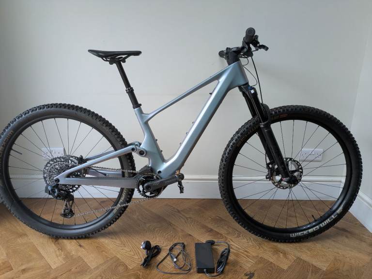 Scott Lumen 900 eRide Carbon Fibre E-MTB. *Cycle2Work Schemes Available*