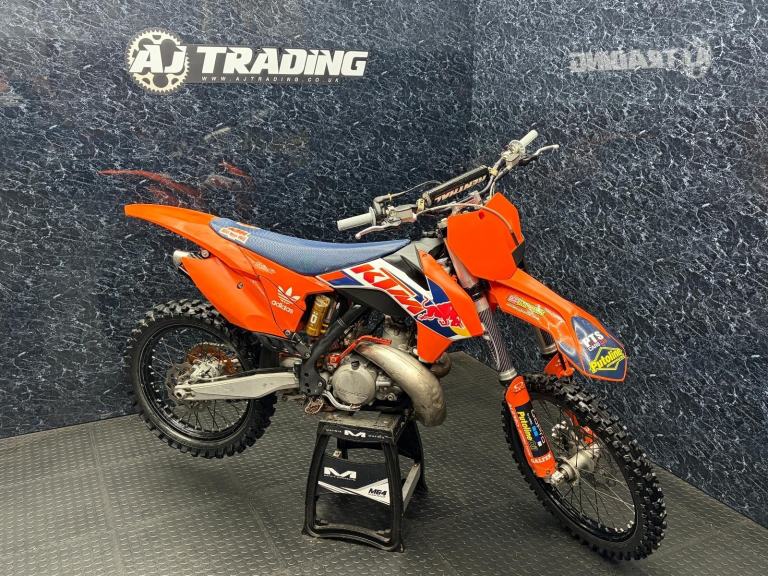 KTM SX 250 2016 ( YZ CR KX RM  ) @ AJ TRADING 
