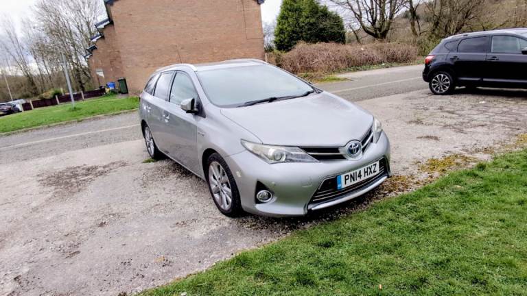 Auris Excel VVT-i 1.8 touring sports CVT HYBRID Excel 