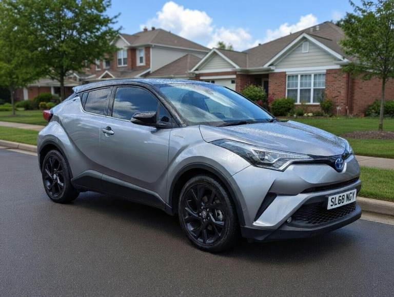 2018 Toyota C-HR 1.8 VVT-h Dynamic SUV 5dr Petrol Hybrid CVT Euro 6 (s/s) (122 ps) SUV Hybrid Aut...