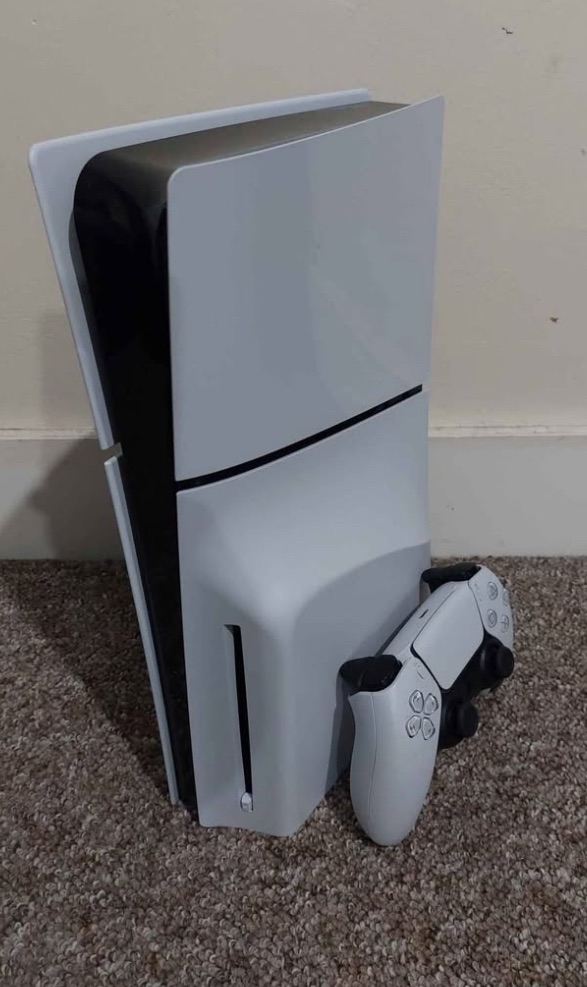 Sony PlayStation 5 Console with Controller – Good Condition