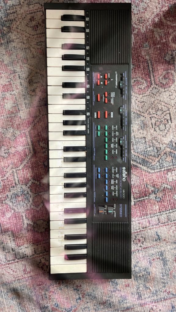 vintage saisho keyboard