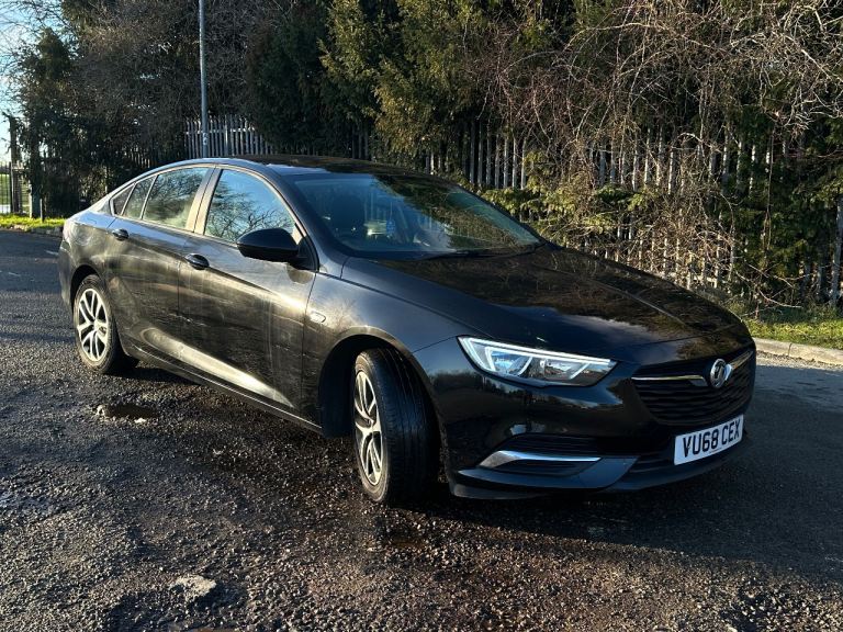 Vauxhall, INSIGNIA, Hatchback, 2018, Manual, 1598 (cc), 5 doors