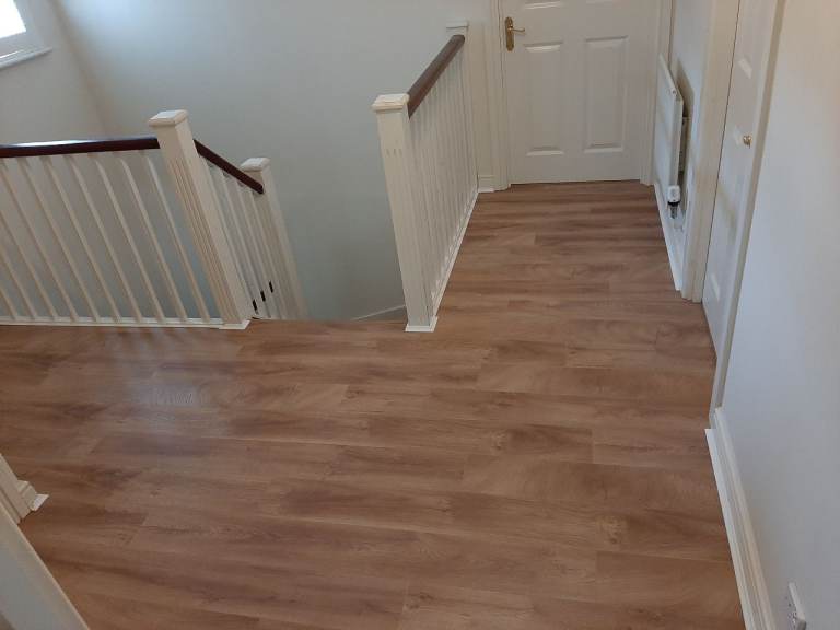 .Carpet-vinyl-Laminate-Lvt-Spc-wood-floors.
