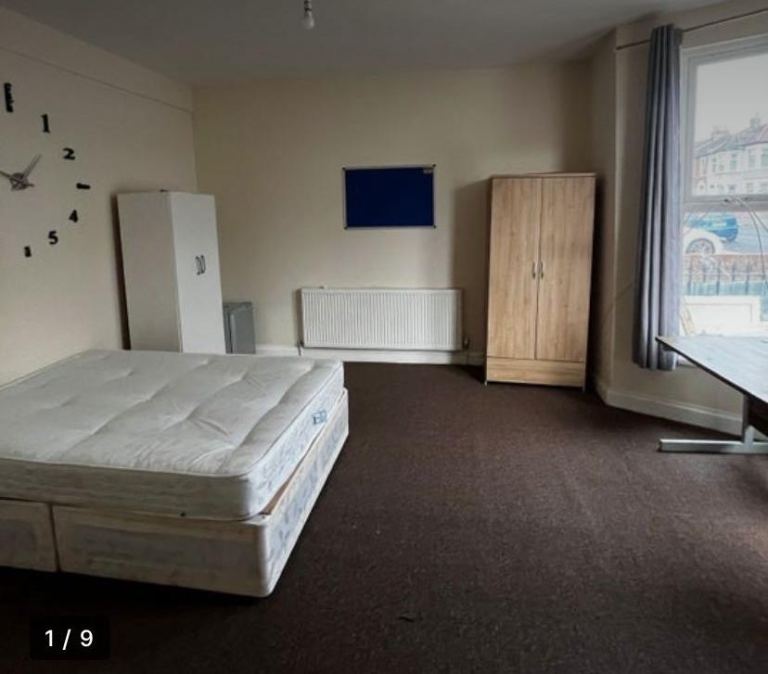Double Room Ilford 